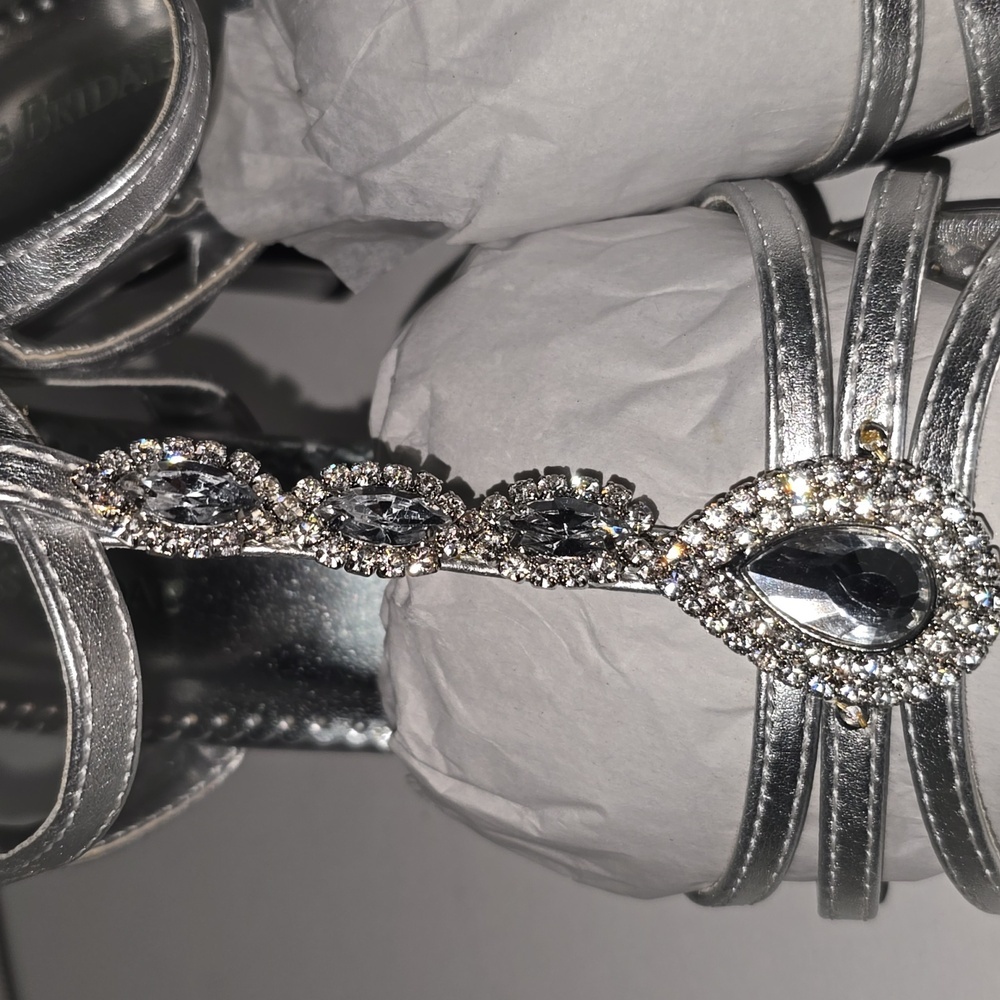 Michaelangelo Meg Silver Rhinestone Detail Special Event Womens Size 9.5 - Picture 8 of 12